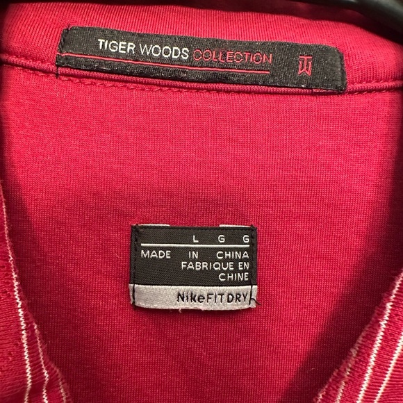 Tiger Woods Nike Golf Shirt Red Striped Collared Polo TW Logo Size Large - Picture 2 of 7